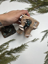 Cargar imagen en el visor de la galería, Casita Sahumadora - El Nido Purificador