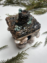 Cargar imagen en el visor de la galería, Casita Sahumadora - El Nido Purificador