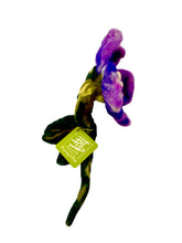 Cargar imagen en el visor de la galería, Flor del Portal — Escultura botánica en lana afieltrada
